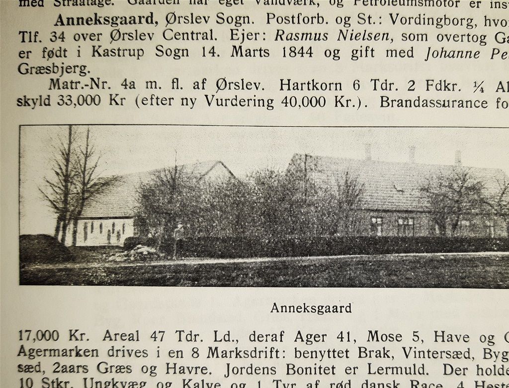 Beskrivelse af gården i 1906. Fra Danmarks landbrug 1906 af Johannes Madsen.