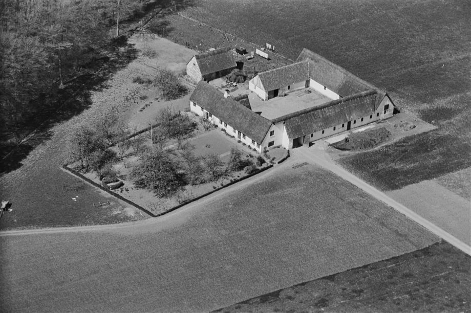Jægergården som den så ud 1936-38. Det Kongelige Bibliotek, Sylvest Jensen Luftfoto.