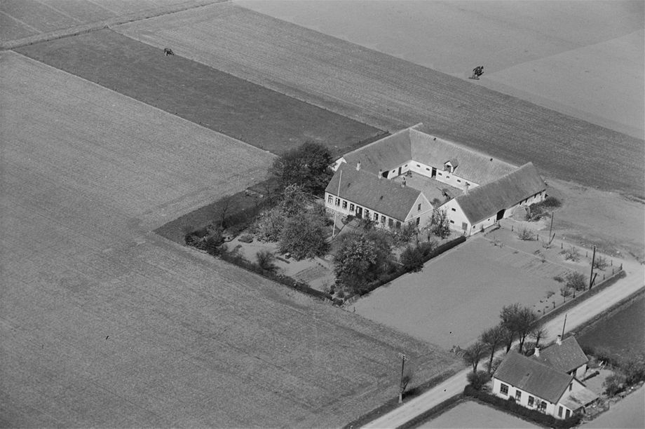Søndergård som den så ud i 1936-38. Det Kongelige Bibliotek, Sylvest Jensen Luftfoto.